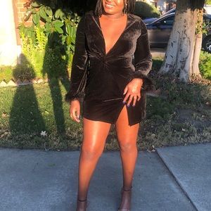 Fashion Nova Black Velvet Feather Sleeve Dress